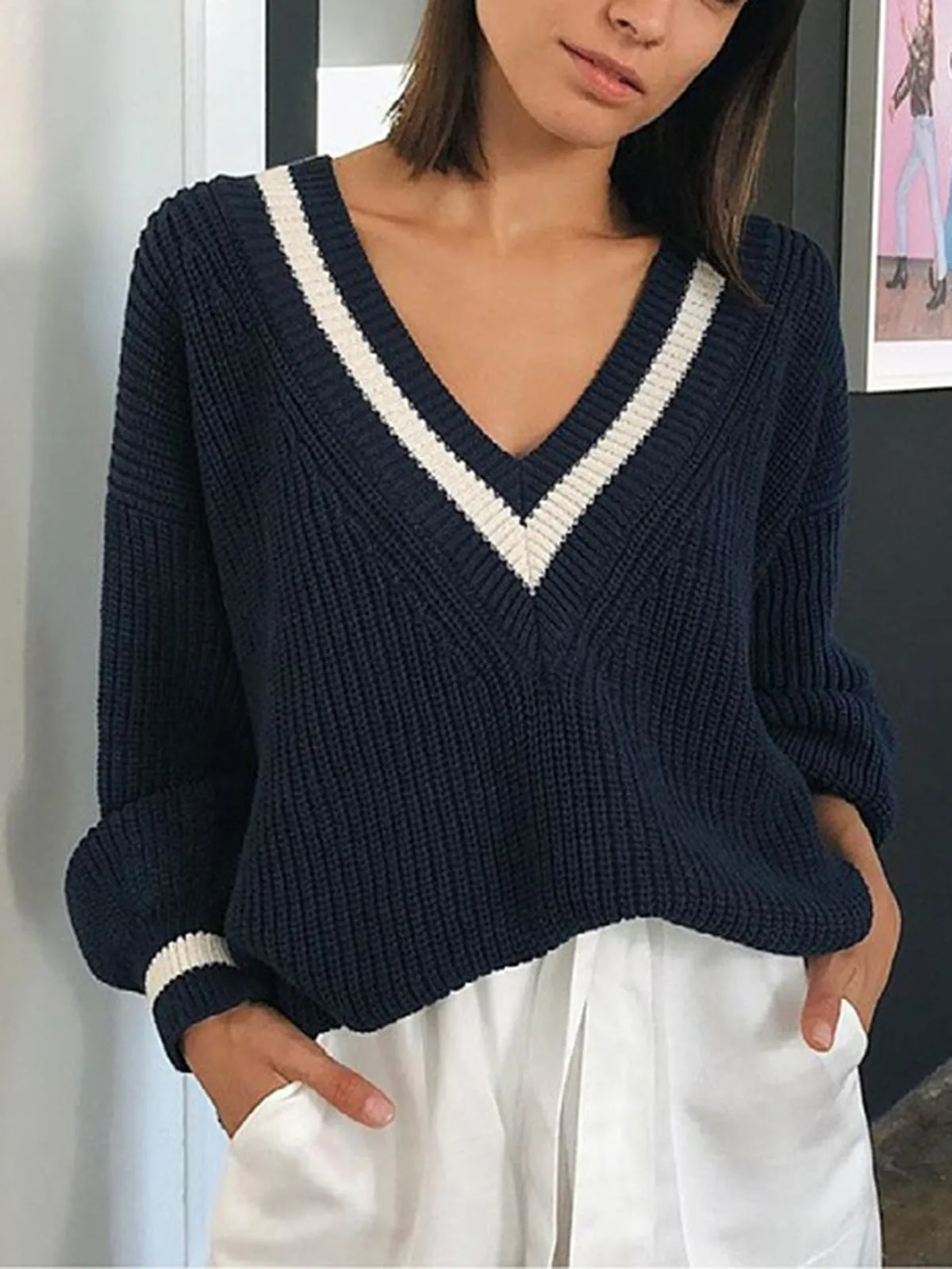 V-Neck Contrast Trim Sweater